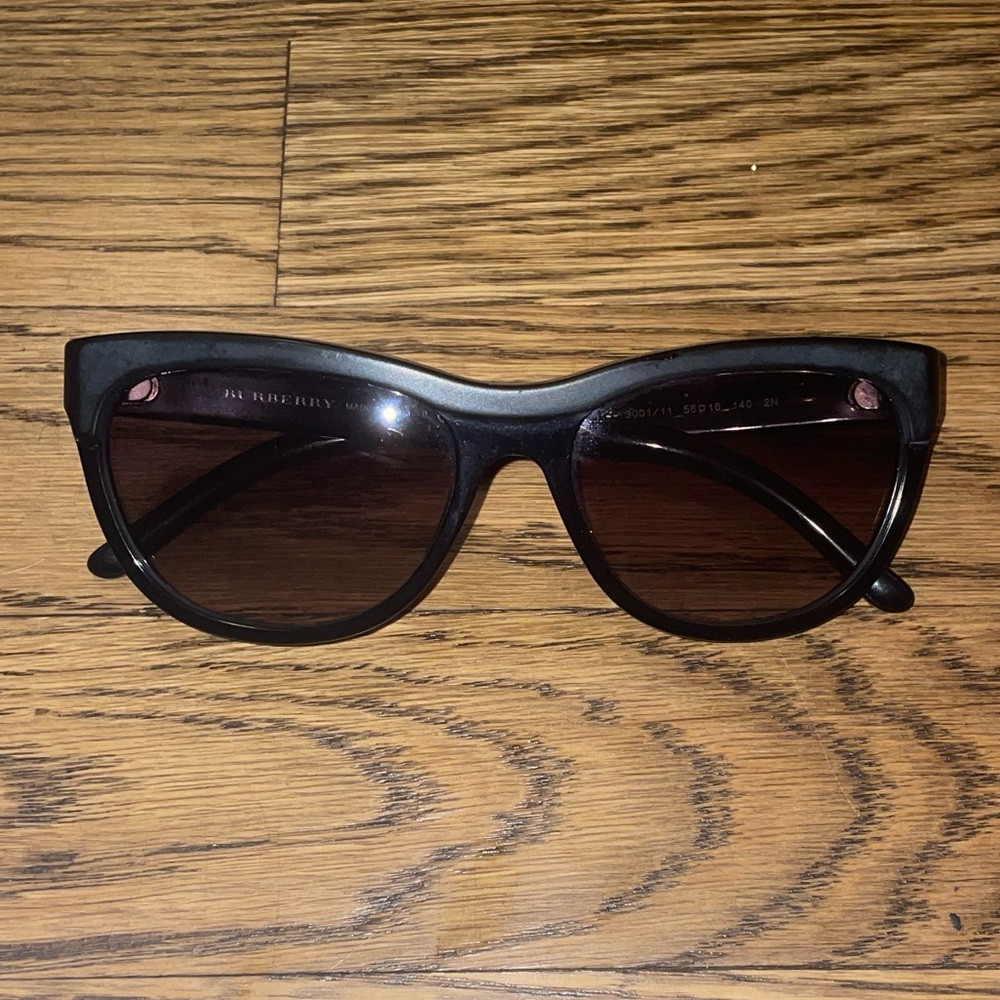 Burberry Black Sunglasses